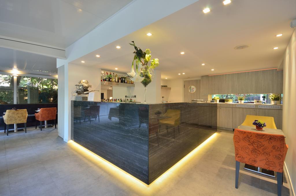 Cezanne Hotel Канны Экстерьер фото